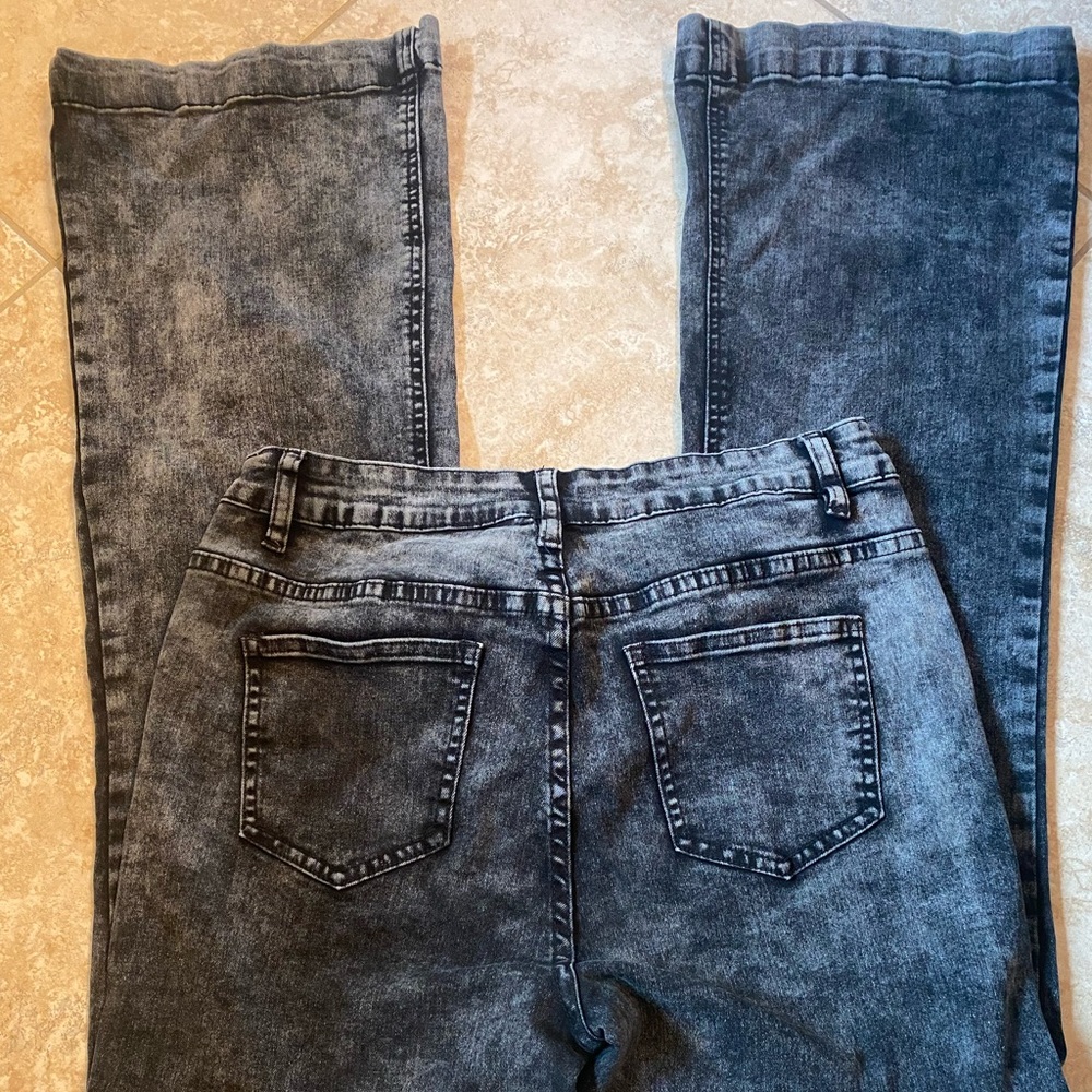 Crazy Train flare black acid wash jeans SIZE 7